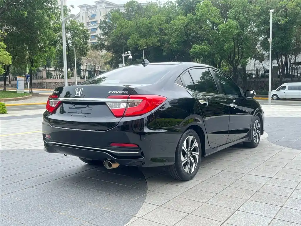 Honda Crider 2016 1.8L CVT Comfort Edition