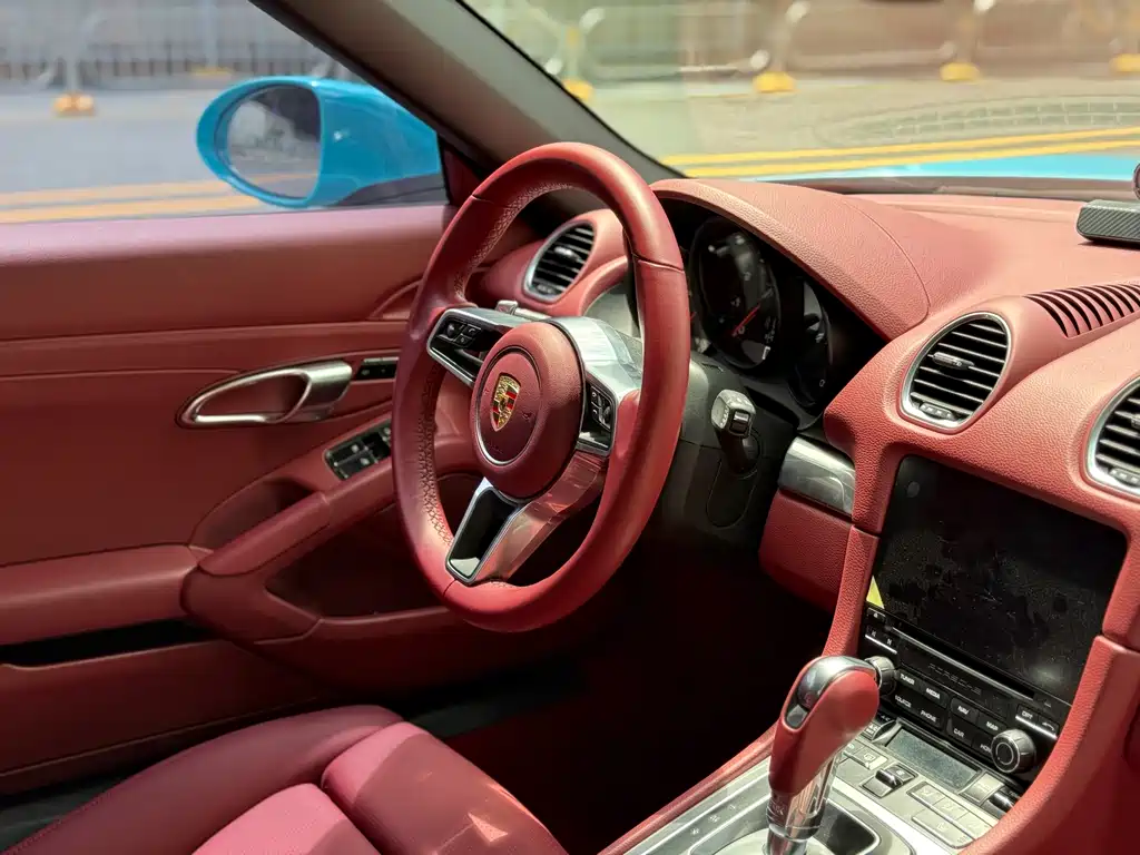 Porsche 718 Boxster 2.0T 2020