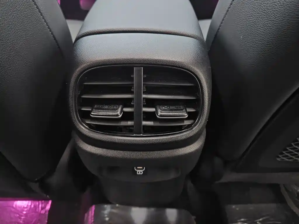 Hyundai Elantra 2023 1.5L CVT Premium