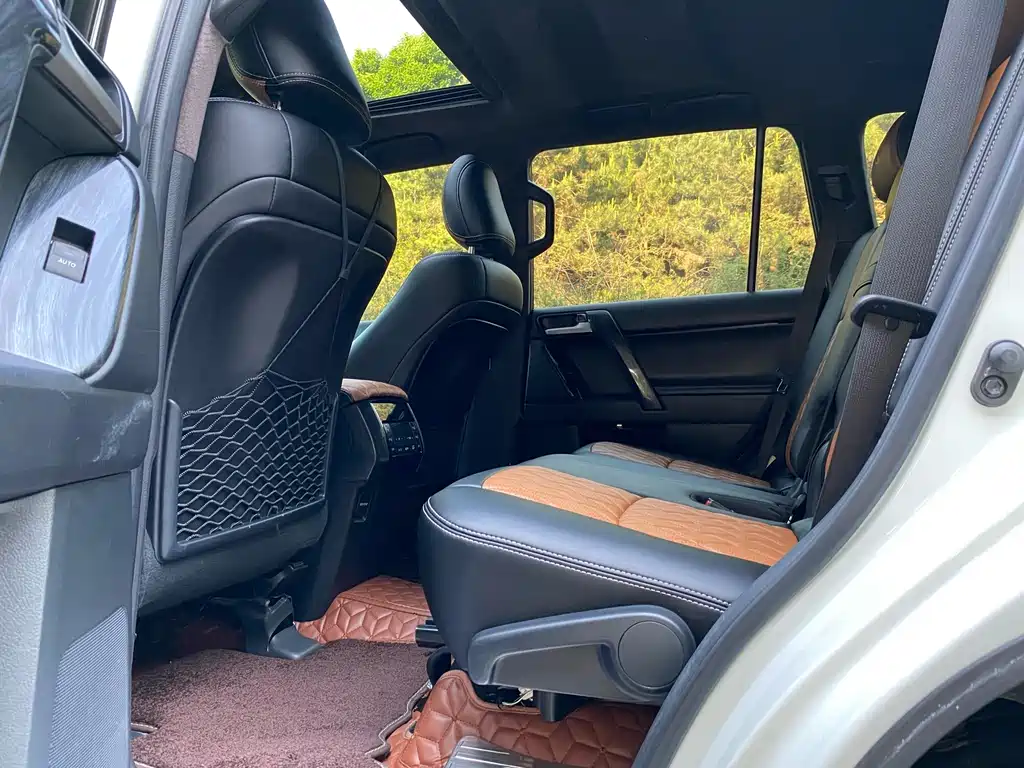 Prado 2018 3.5L Automatic TX-L Rear-Mounted Spare Tire