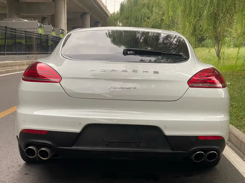 Porsche Panamera 2014 3.0T