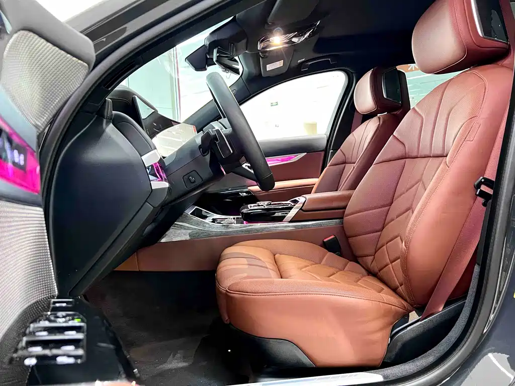 BMW i7 2023 eDrive50L Exclusive M Sport Package