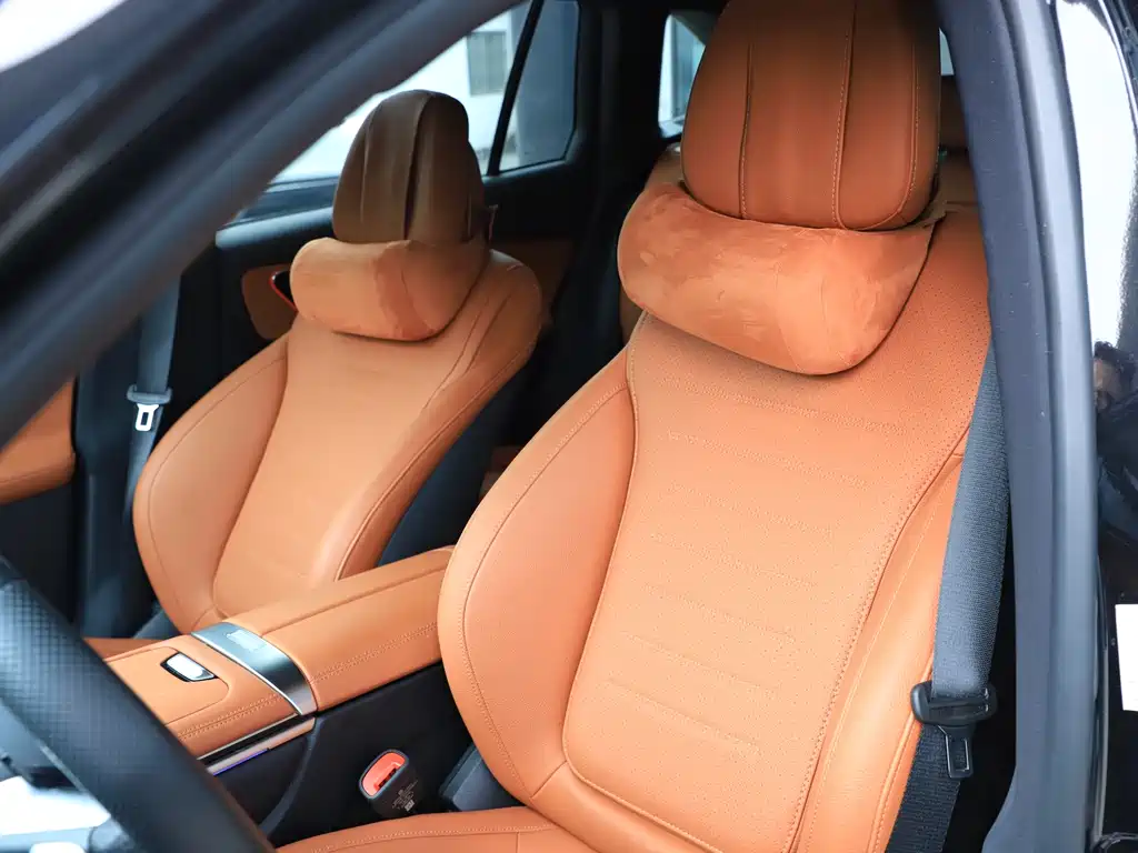 Mercedes-Benz GLC 300 L 4MATIC Dynamic 5-Seater 2024
