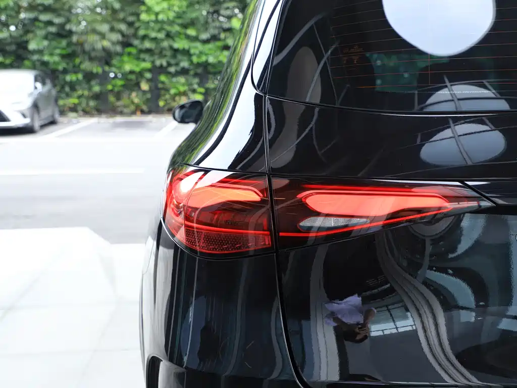 Mercedes-Benz GLC 300 L 4MATIC Dynamic 5-Seater 2024