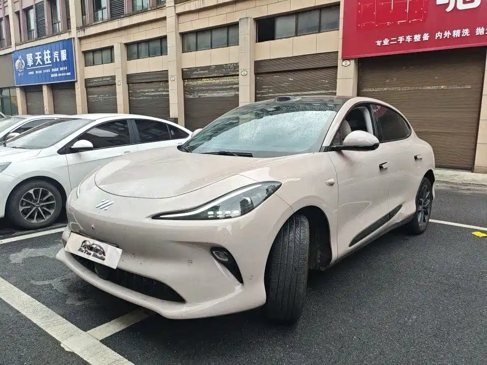 IM LS6 2025 Lingxi Intelligent Driving Edition