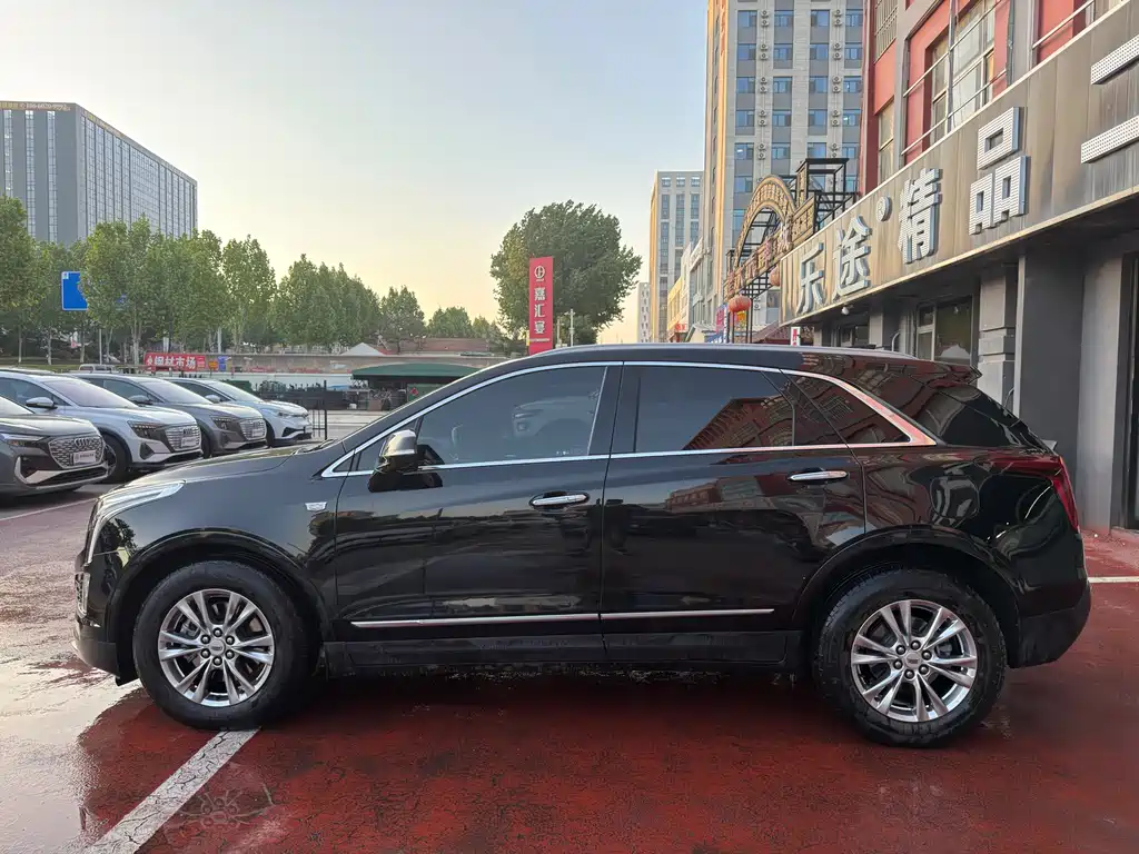 Cadillac XT5 2021 28T Luxury