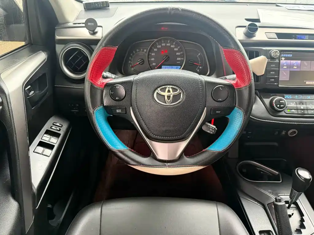 2016 Toyota RAV4 2.0L CVT FWD Fashion Edition China V