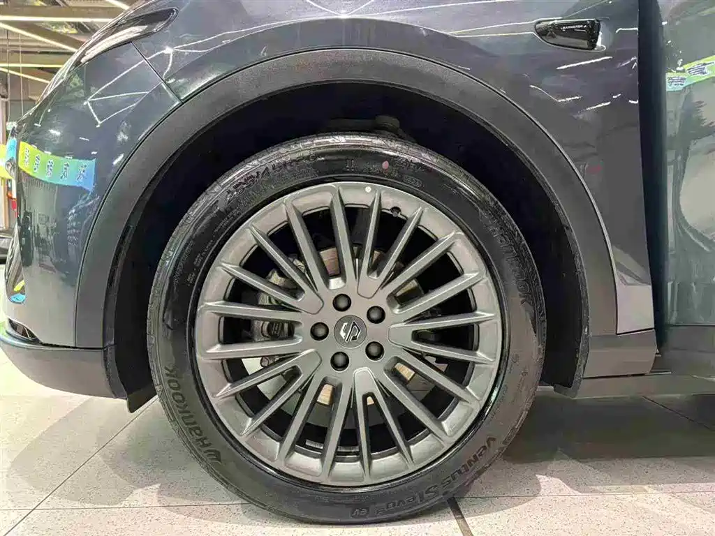 Leapmotor C11 2023 EREV 180 Comfort Edition