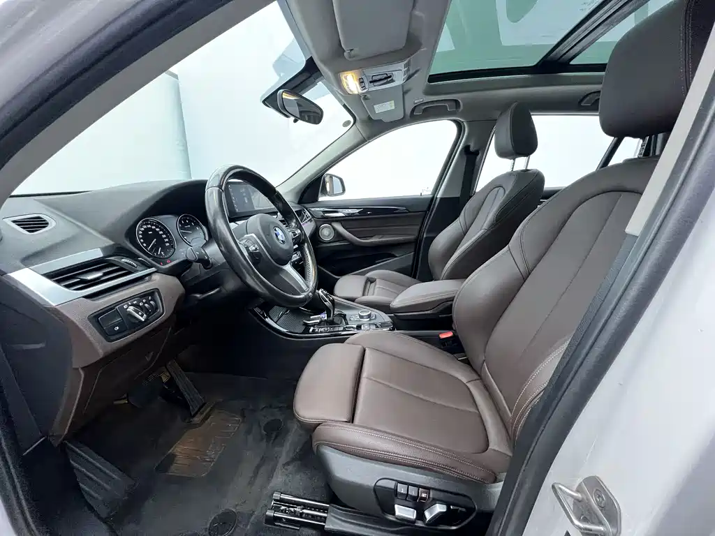 BMW X1 2021 sDrive20Li Premium