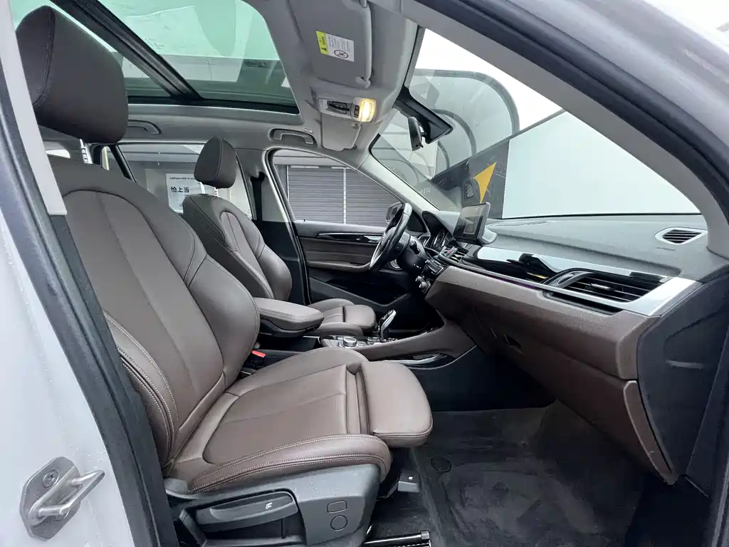 BMW X1 2021 sDrive20Li Premium
