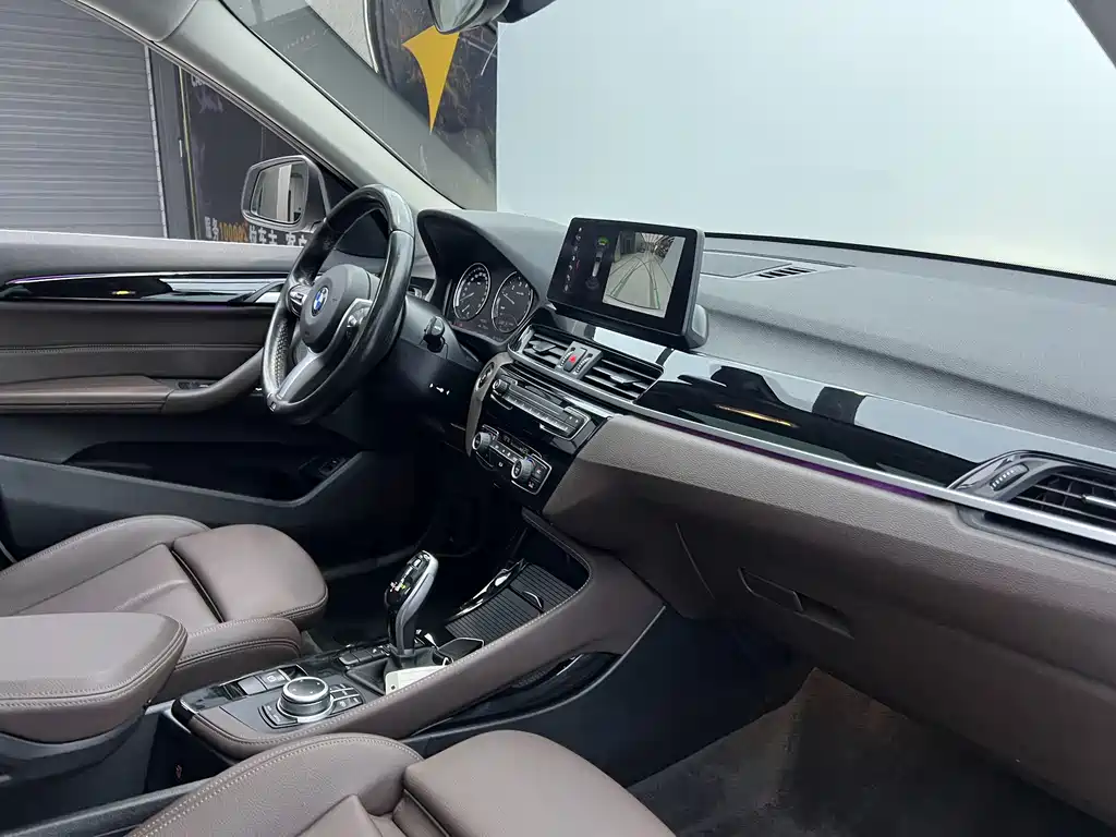 BMW X1 2021 sDrive20Li Premium