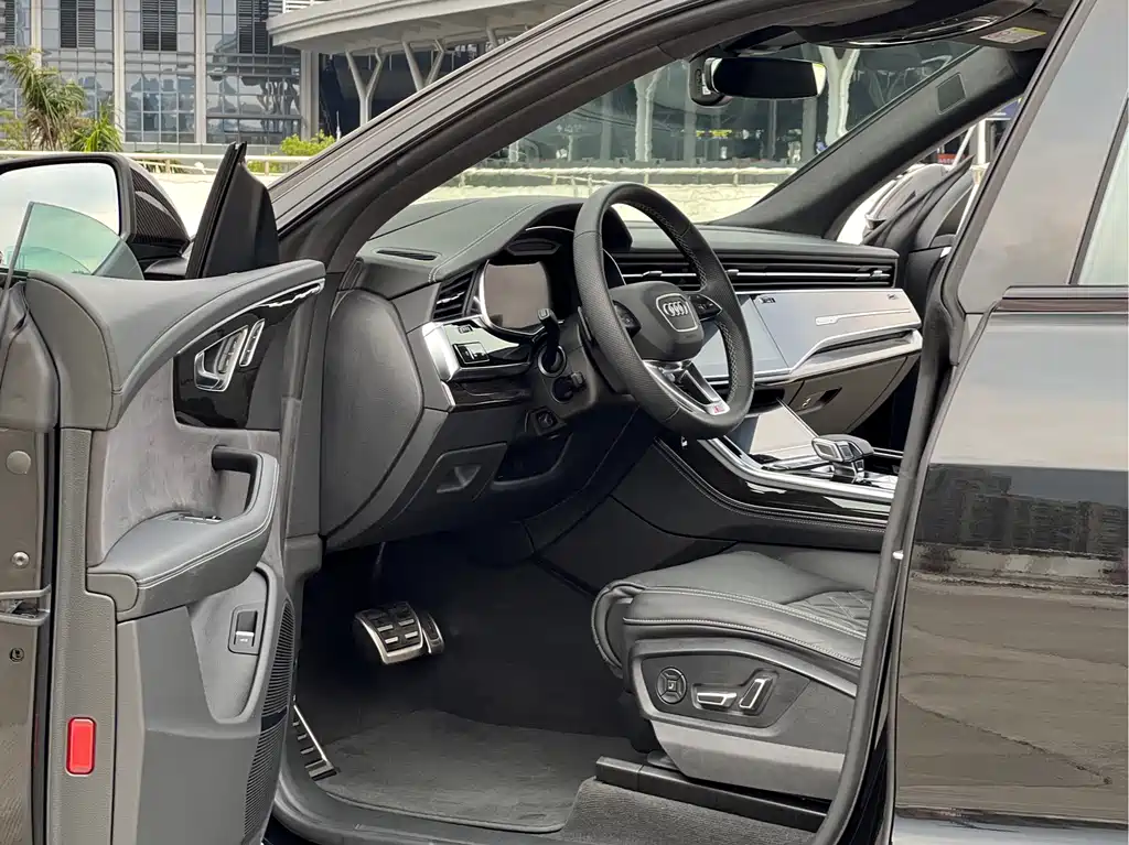 Audi Q8 2024 55 TFSI Prestige Dynamic Edition