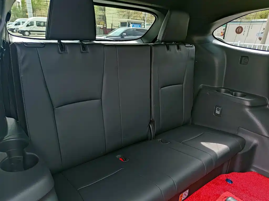 Toyota Crown Kluger 2023 2.5L HEV AWD Premium