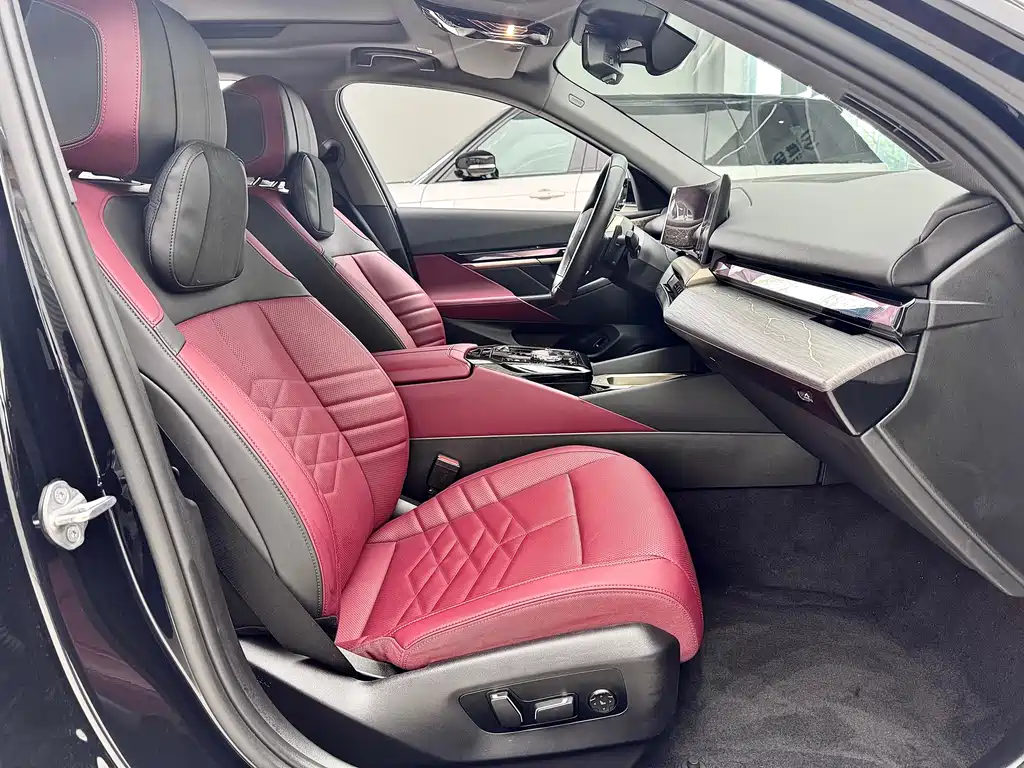 BMW 5 Series 2025 530Li Exclusive M Sport Package
