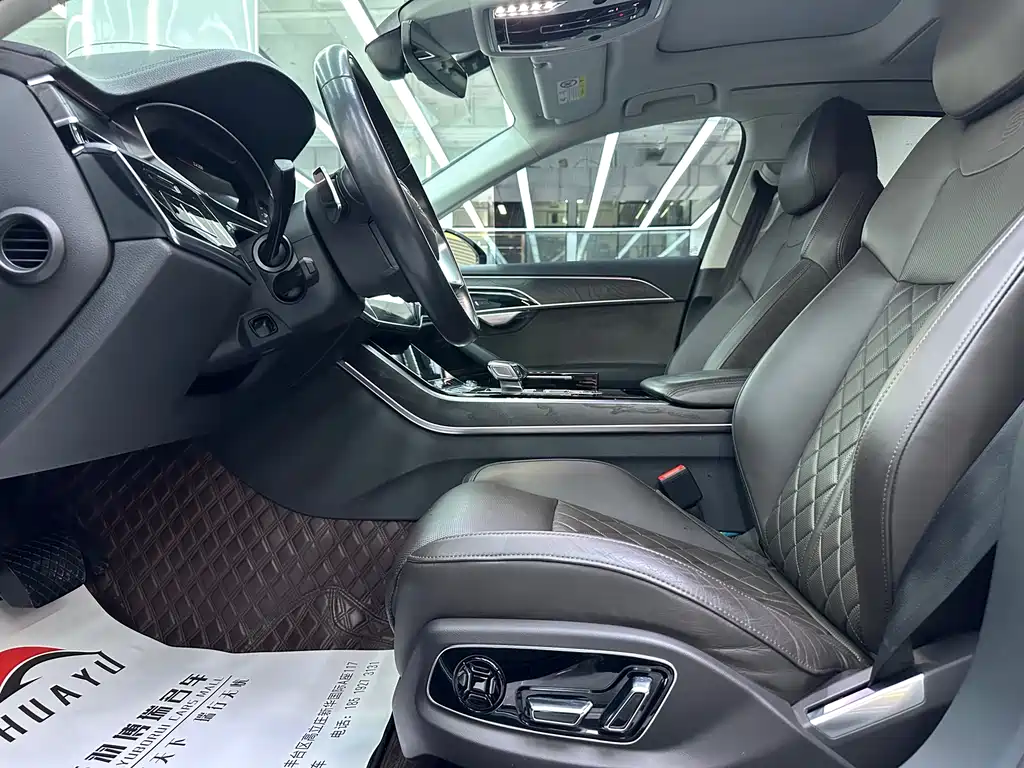 Audi A8L 50 TFSI quattro Comfort Edition 2021