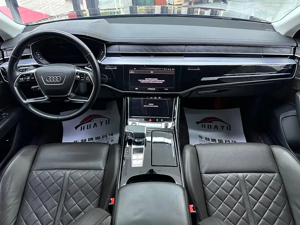 Audi A8L 50 TFSI quattro Comfort Edition 2021