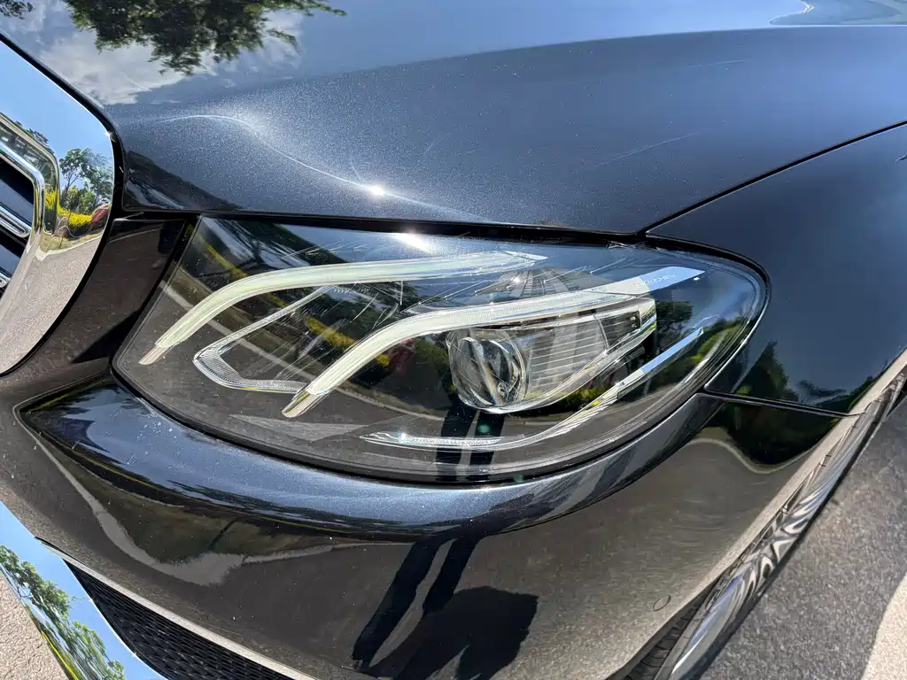 Mercedes-Benz E-Class 2020 E 300 L Fashion