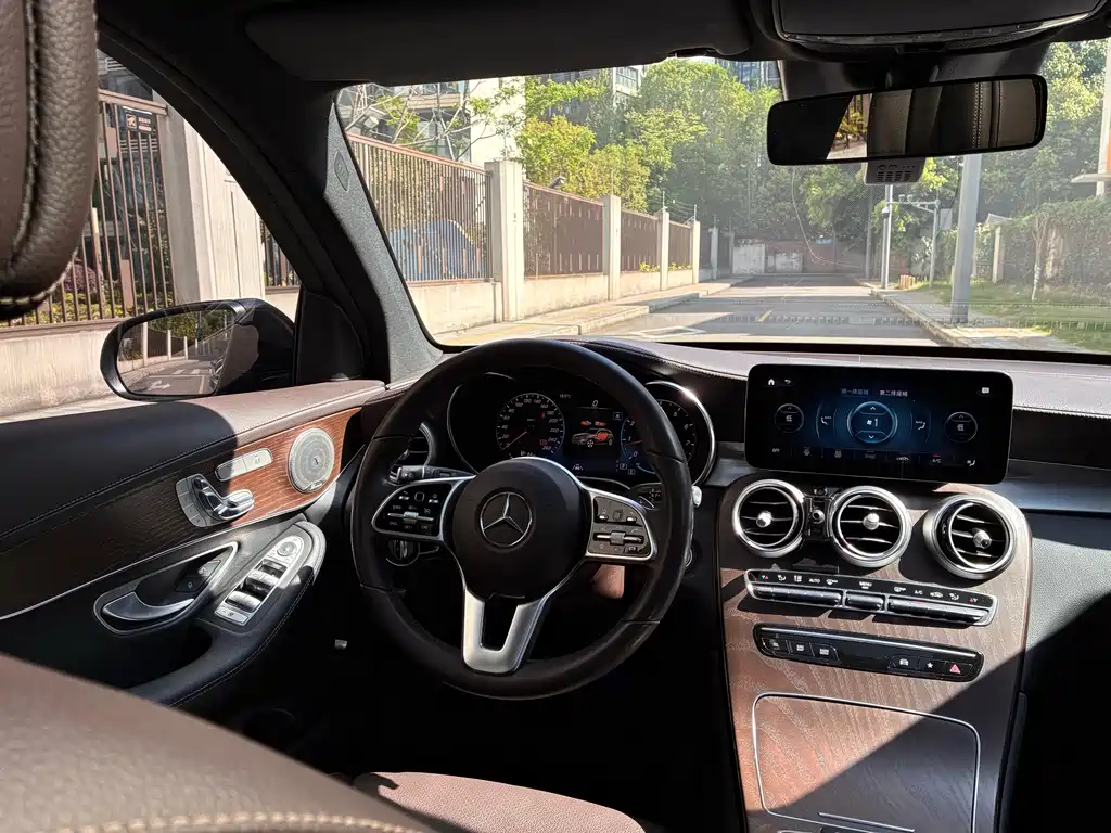 Mercedes-Benz GLC 2022 GLC 300 L 4MATIC Dynamic Edition