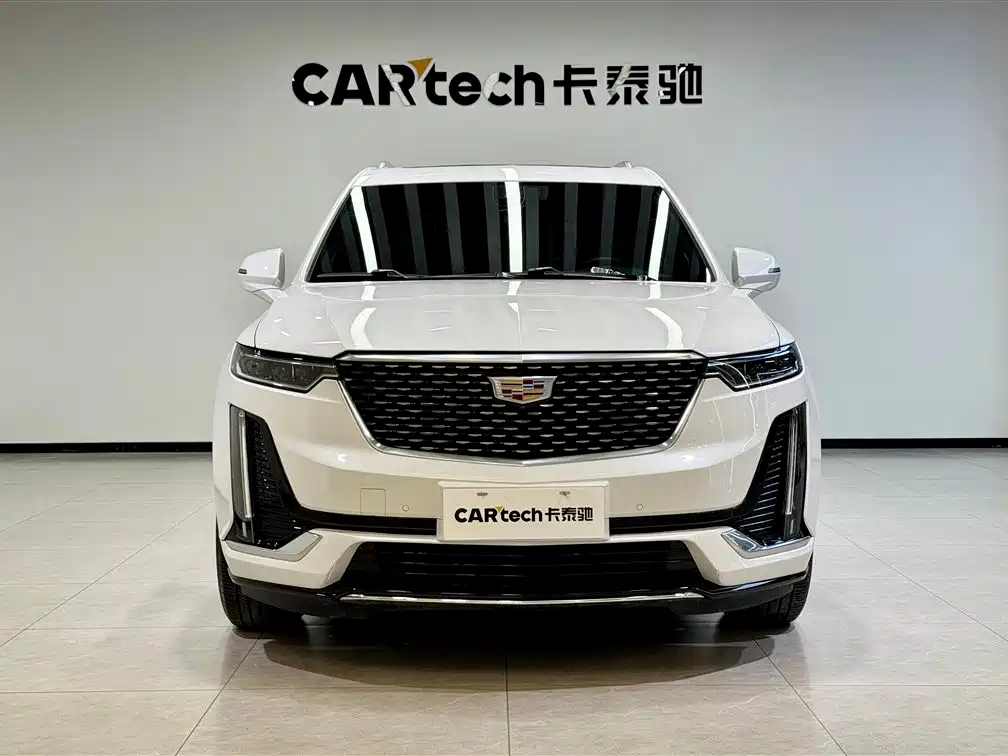 Cadillac XT6 2022 2.0T AWD Luxury 6-Seater