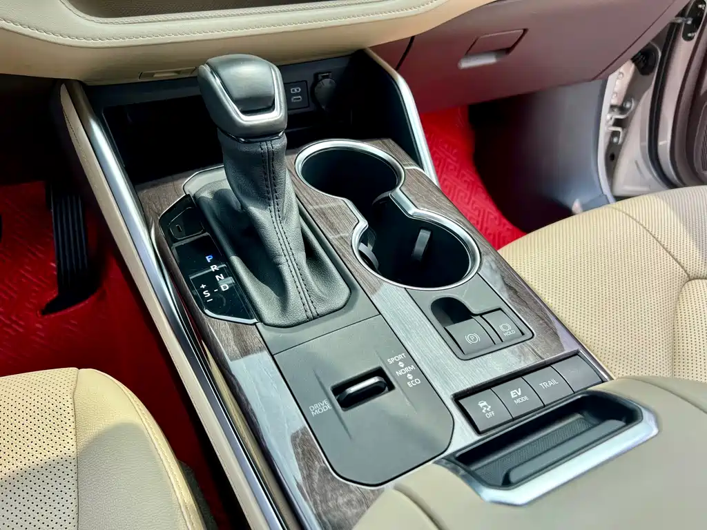 Toyota Highlander 2022 Hybrid 2.5L AWD Premium 7-Seater