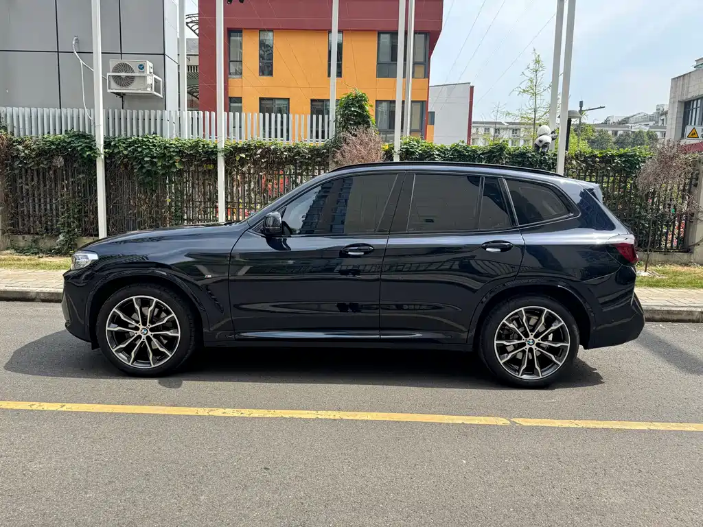 BMW X3 2023 xDrive30i Leading Edition M Night Package
