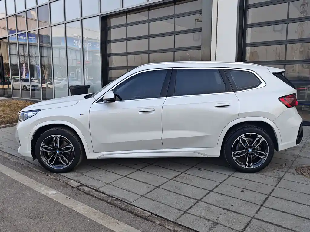 BMW X1 2024 sDrive25Li M Sport Package