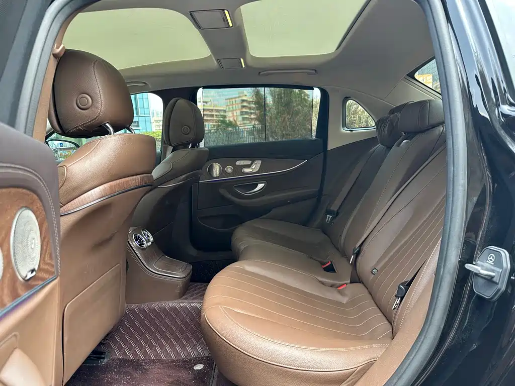 Mercedes-Benz E-Class 2022 E 300 L Luxury Edition