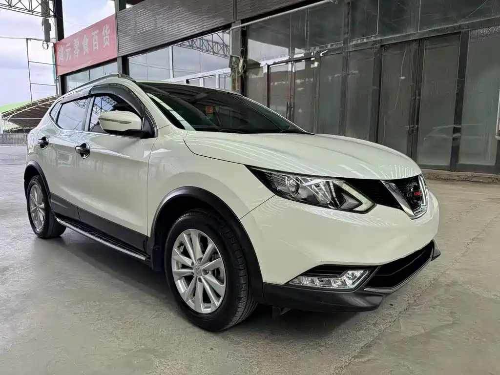 Nissan Qashqai 2016 2.0L CVT Elite Edition