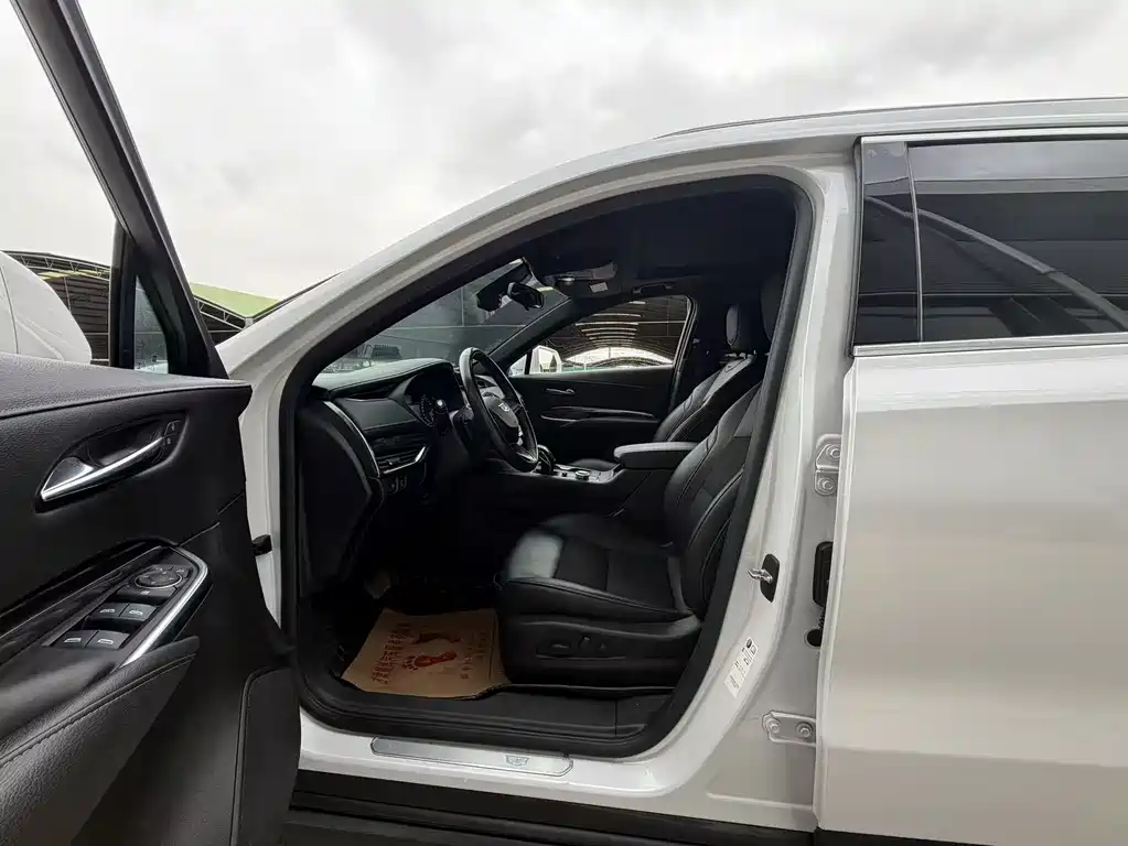 Cadillac XT4 2018 28T FWD Technical Edition