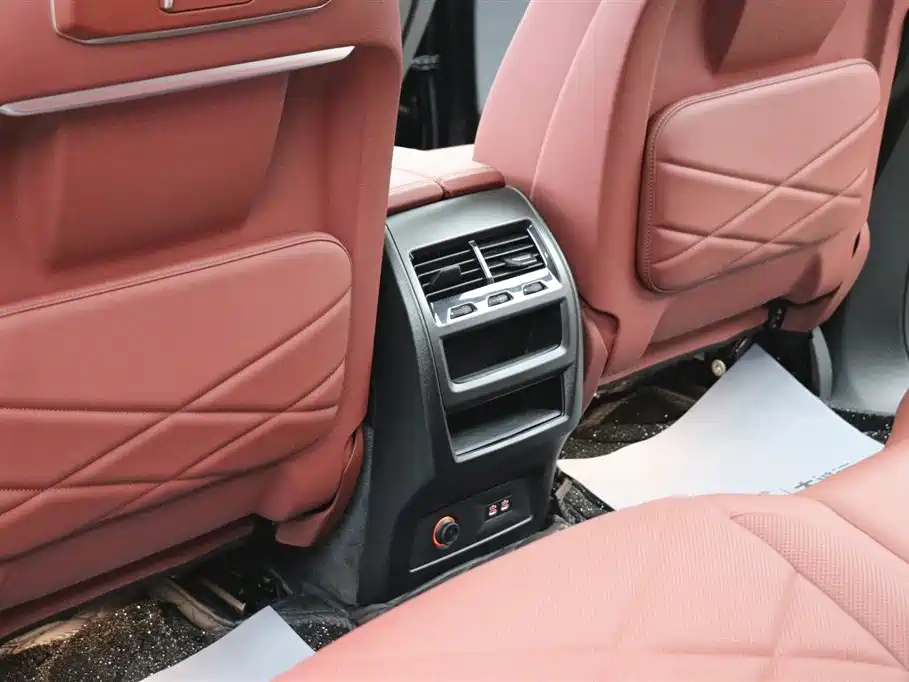 BMW X5 2023 xDrive 30Li M Sport Night Edition