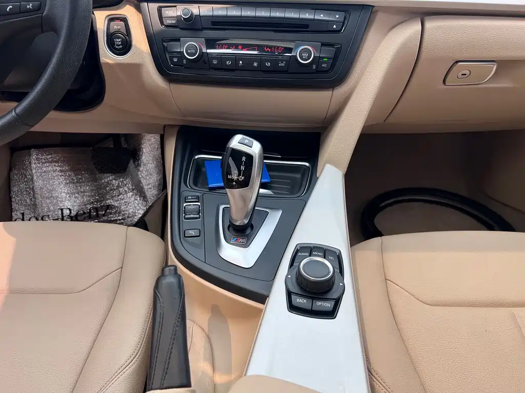 BMW 3 Series 2014 320Li Fashion Edition