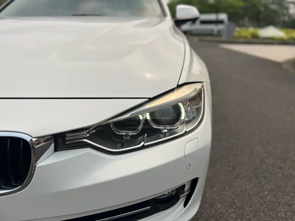 BMW 3 Series 2014 320Li Fashion Edition