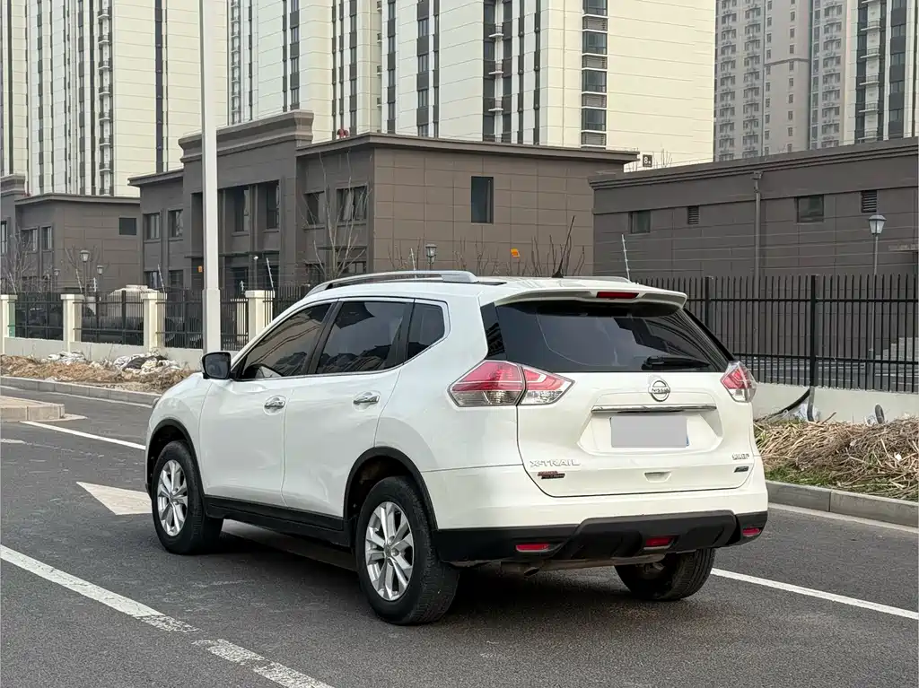 Nissan X-Trail 2014 2.0L CVT Comfort Edition 2WD