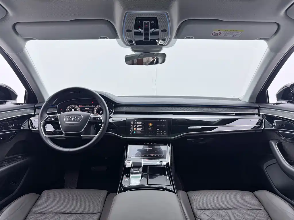 Audi A8L 50 TFSI quattro Comfort Edition 2021