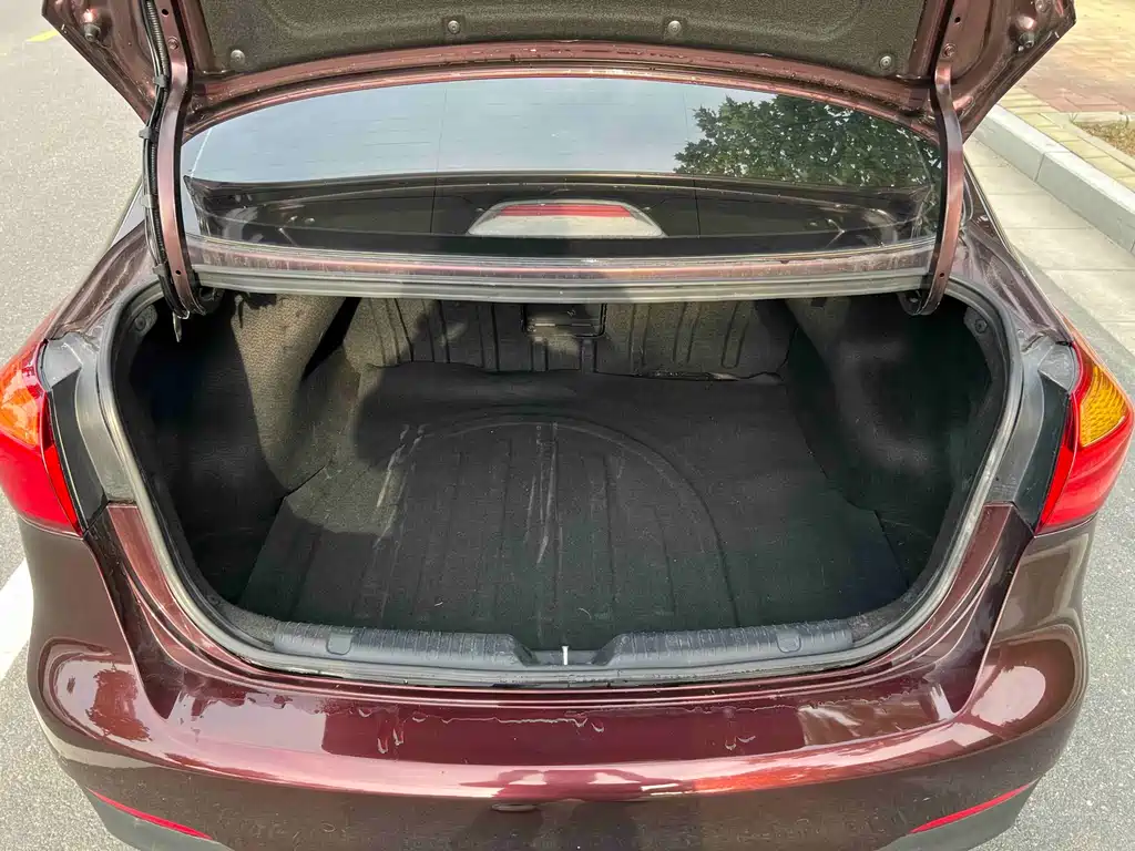 Kia K3 2015 1.6L Automatic GLS
