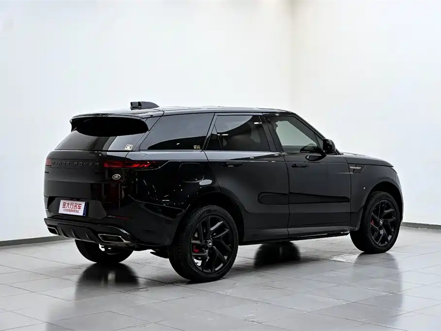 Range Rover Sport 2023 400PS Dynamic SE