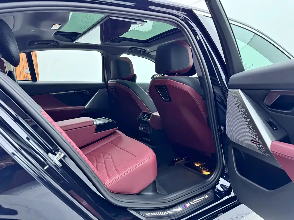 BMW i5 2025 eDrive 40L M Sport Package