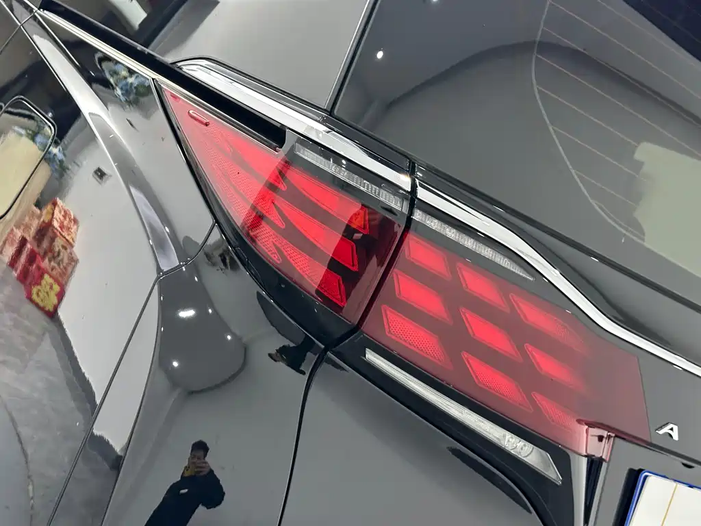 2024 Toyota Alphard Hybrid 2.5L Prestige