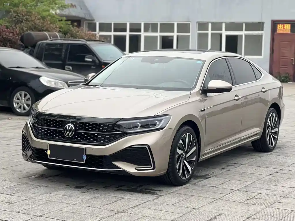 Passat 2022 330TSI Starlight Luxury Edition