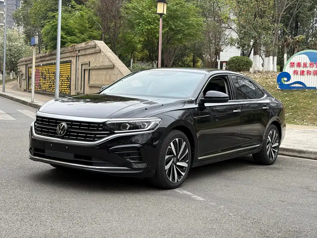 Volkswagen Passat 2024 380TSI Luxury Edition