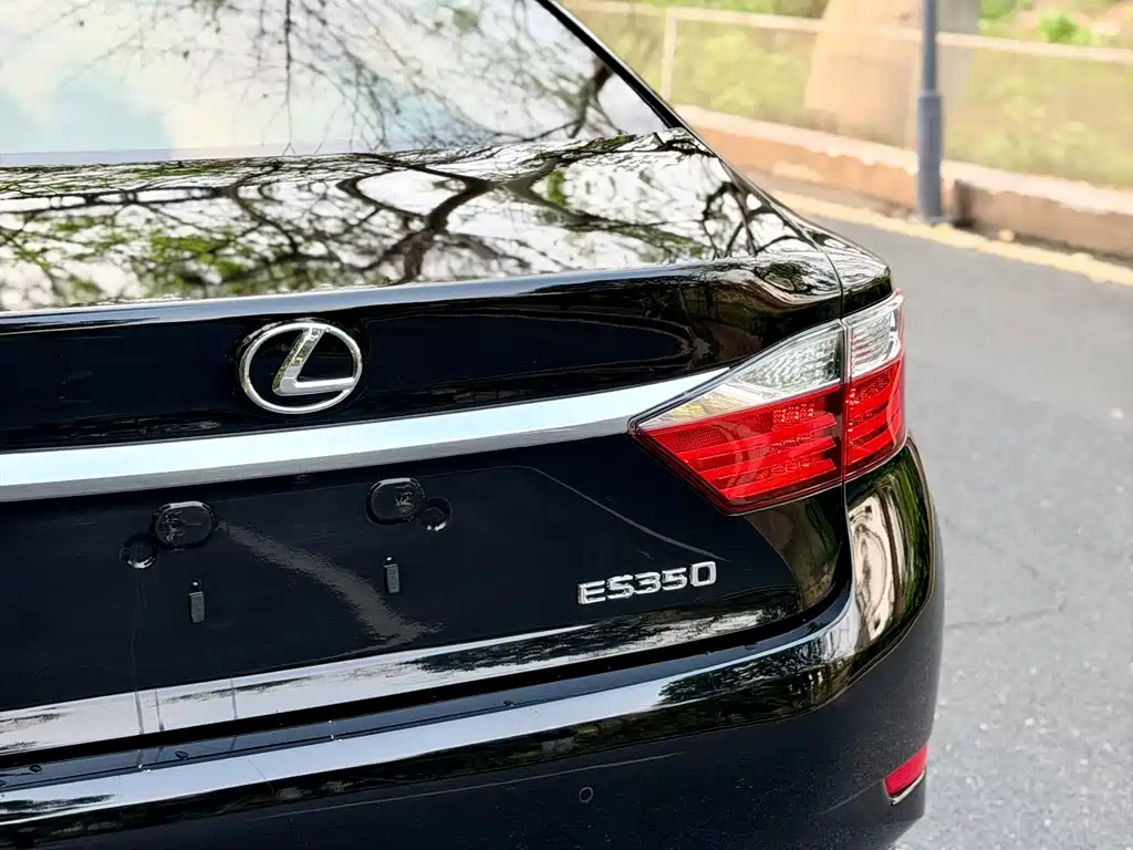 Lexus ES 2013 350 Elegance Edition