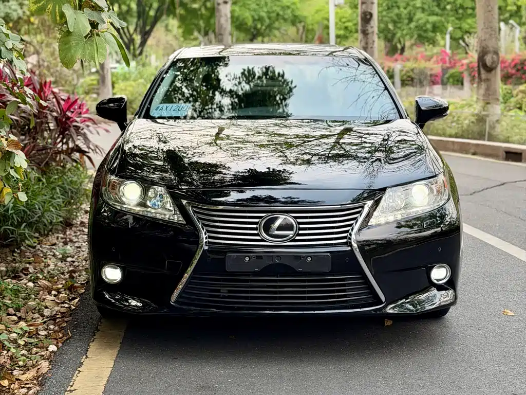 Lexus ES 2013 350 Elegance Edition
