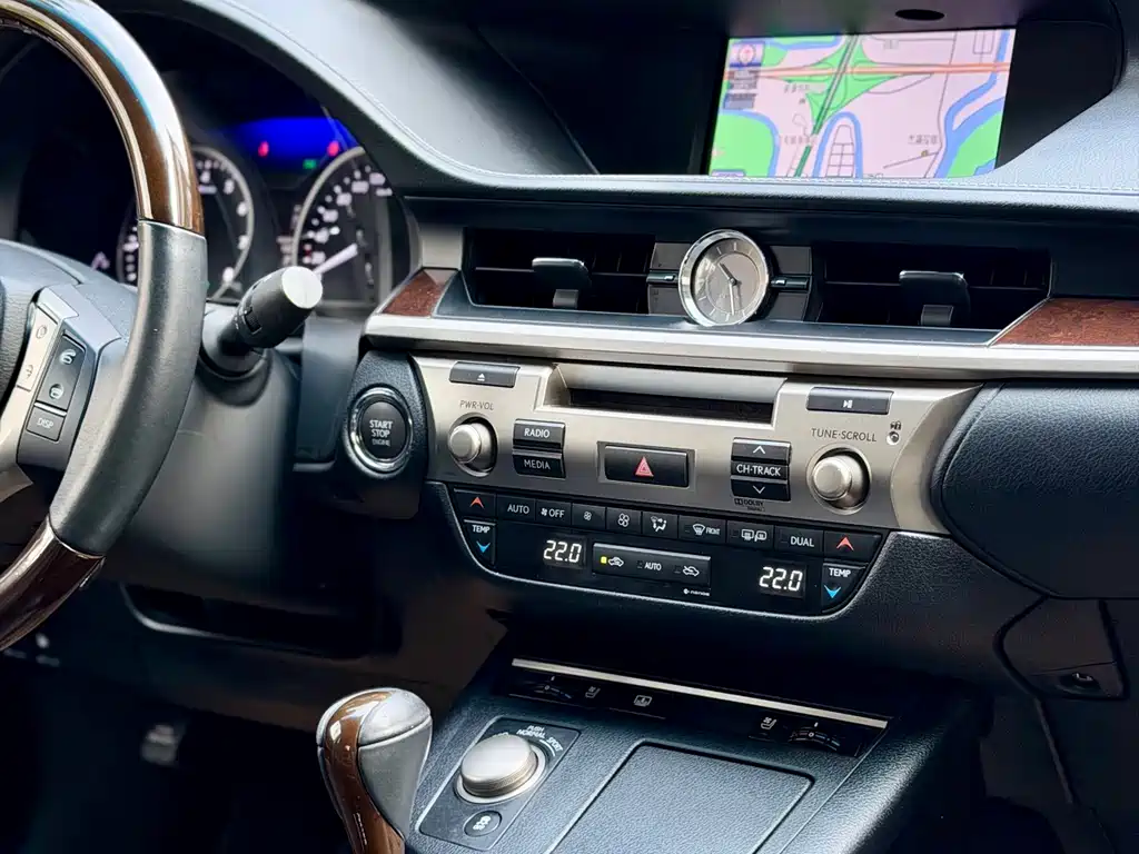 Lexus ES 2013 350 Elegance Edition