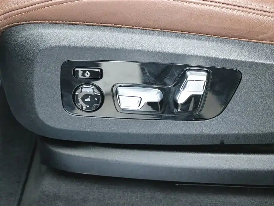 BMW X7 2020 xDrive40i Luxury Line
