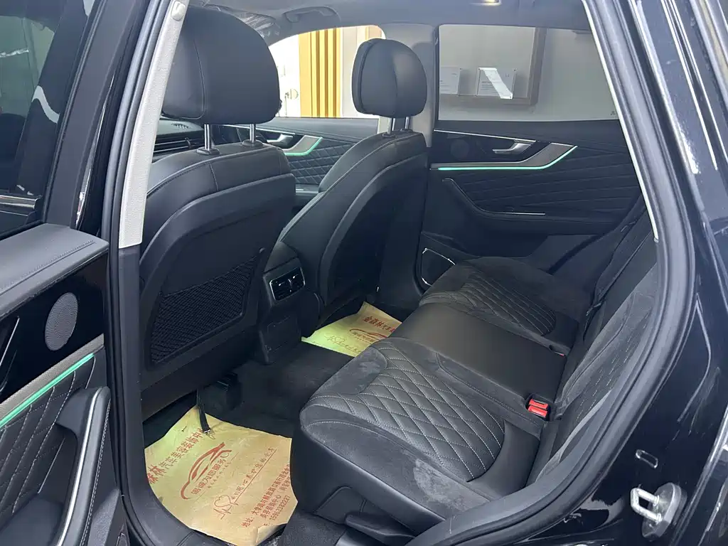 Hongqi HS5 2019 2.0T Zhilian Qixiang Edition
