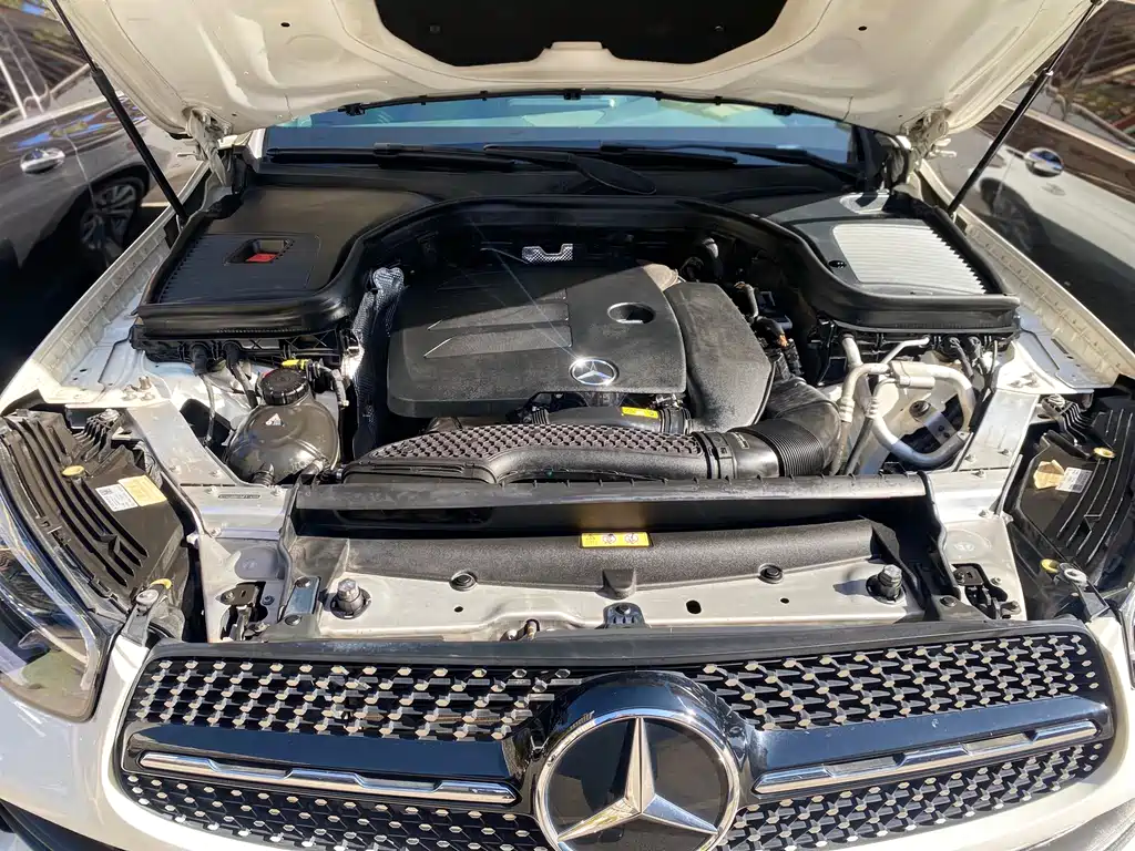 Mercedes-Benz GLC Coupe 2021 GLC 260 4MATIC Coupe SUV