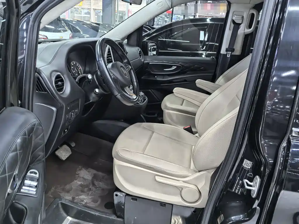 Mercedes-Benz Vito 2016 2.0T Elite Edition