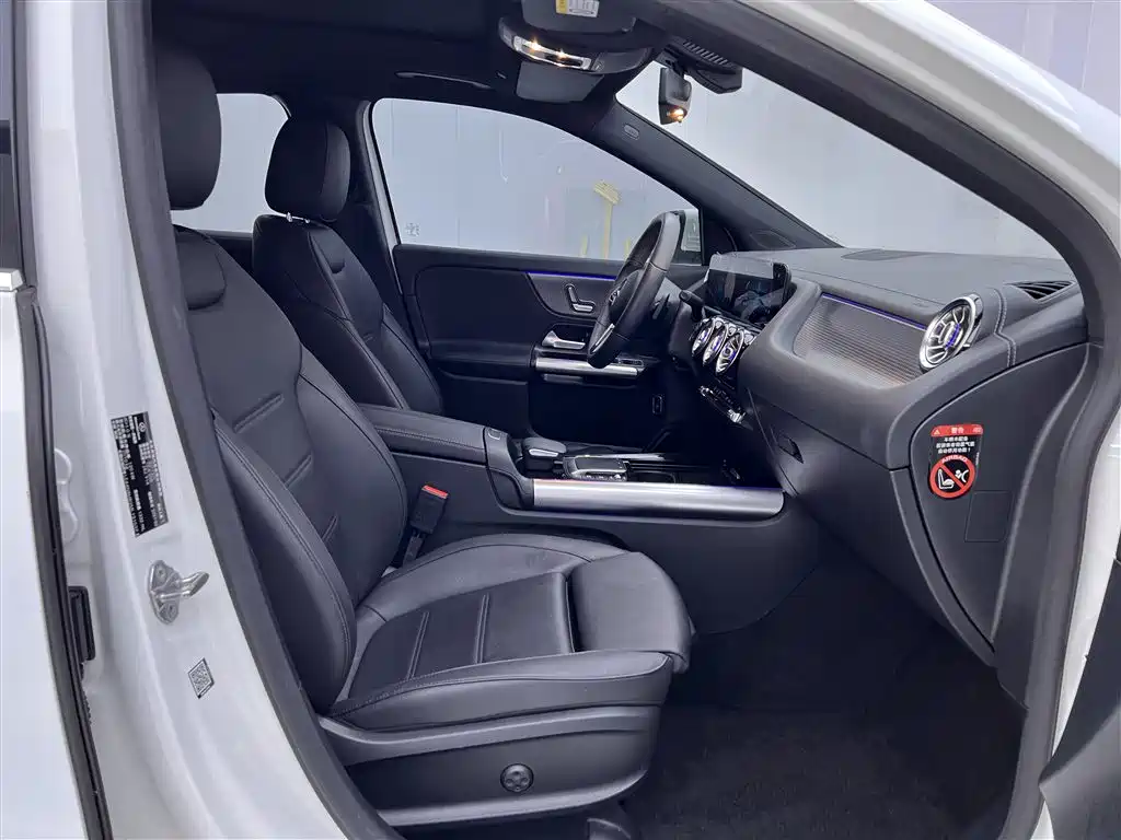 Mercedes-Benz GLA 200 (2020)