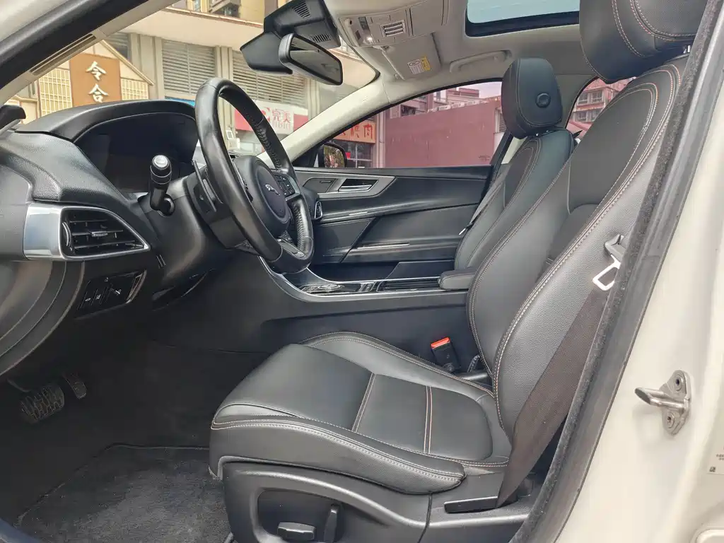 Jaguar XEL 2018 2.0T 200PS Prestige Edition