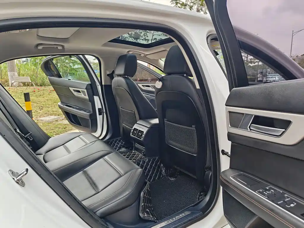 Jaguar XEL 2018 2.0T 200PS Prestige Edition